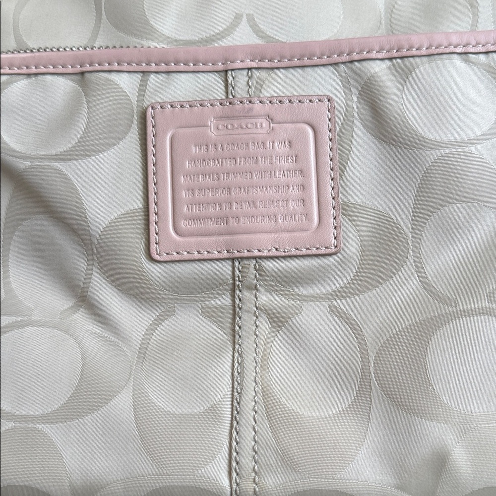 Coach Legacy Weekend Signature Nylon Hippie bag - Picture 9 of 14